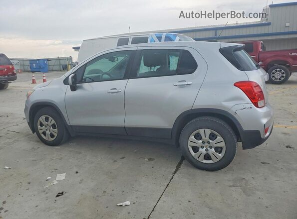 KL7CJKSB7JB543319 2018 CHEVROLET TRAX Silver Задня права чверть