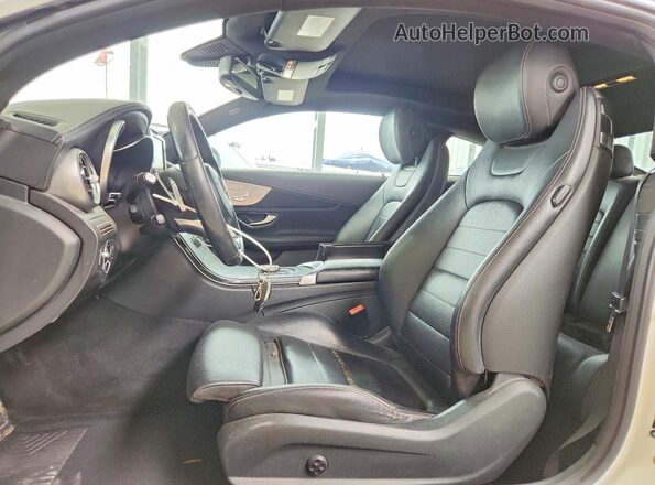 WDDWJ4JB3HF392677 2017 MERCEDES-BENZ C White Вид панелі приладів