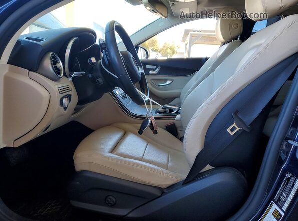 55SWF4HB0HU223284 2017 MERCEDES-BENZ C Blue Սալոնի դիմացի տեսք