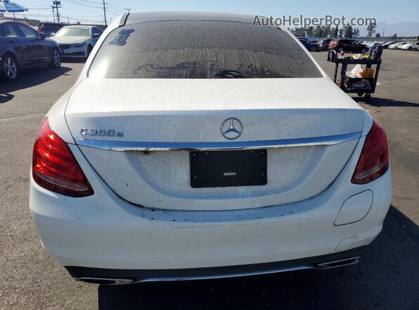 55SWF4HB0HU223544 2017 MERCEDES-BENZ C White Вид ззаду