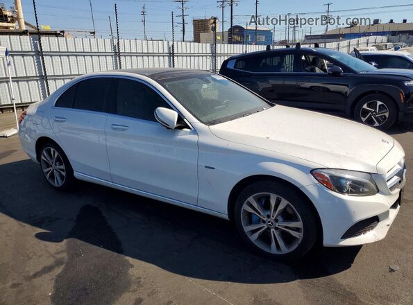 55SWF4HB0HU223544 2017 MERCEDES-BENZ C White Передня права чверть
