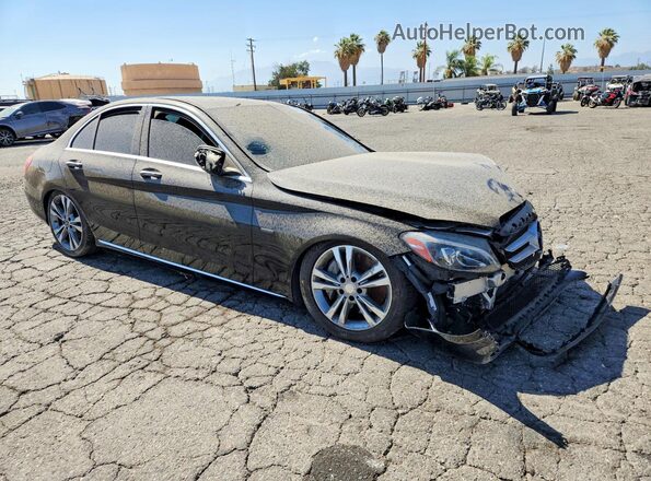55SWF4HB6JU262421 2018 MERCEDES-BENZ C Black Front right