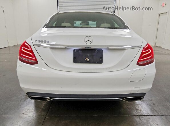 55SWF4HB9JU239215 2018 MERCEDES-BENZ C Black Հետևի տեսք