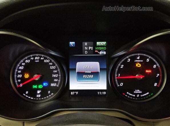 55SWF4HB9JU239215 2018 MERCEDES-BENZ C Black 