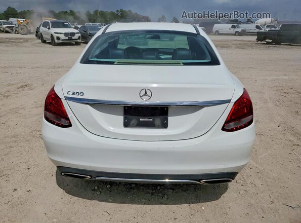 55SWF4JB0GU130774 2016 MERCEDES-BENZ C White უკანა ხედი