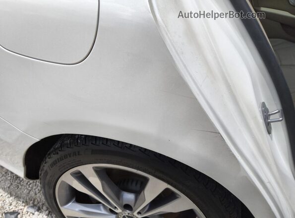 55SWF4JB0HU214269 2017 MERCEDES-BENZ C White 