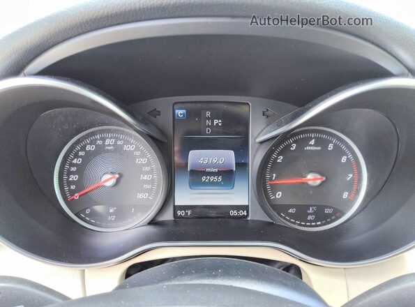55SWF4JB0HU214269 2017 MERCEDES-BENZ C White ხელსაწყოთა პანელის ხედი