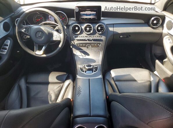 55SWF4JB0JU262635 2018 MERCEDES-BENZ C Black Առջևի վահանակի տեսք