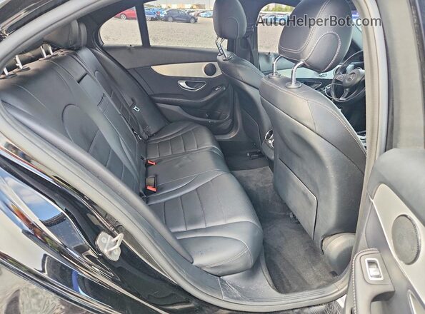 55SWF4JB0JU269021 2018 MERCEDES-BENZ C Black Հետևի նստատեղերի տեսք