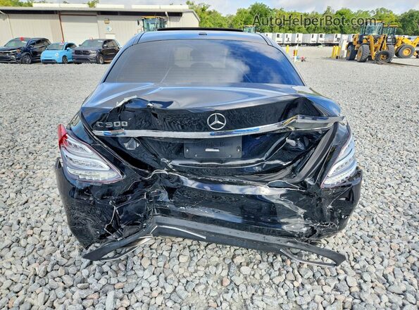 55SWF4JB0JU269021 2018 MERCEDES-BENZ C Black Հետևի տեսք