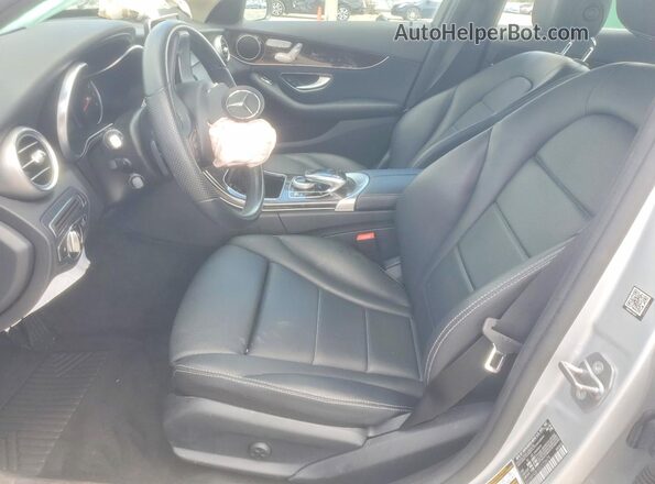 55SWF4JB1GU173679 2016 MERCEDES-BENZ C Серебряный Вид салона спереди