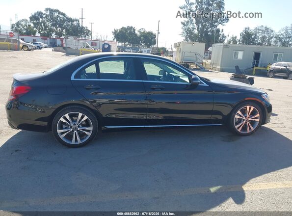 55SWF4JB1HU224048 2017 MERCEDES-BENZ C-CLASS Black უკანა სალონის ხედი