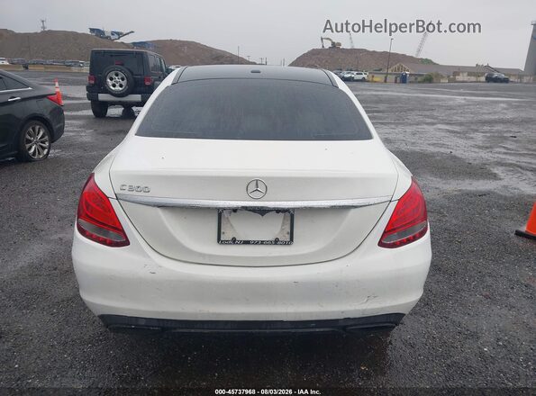 55SWF4JB1JU240529 2018 MERCEDES-BENZ C-CLASS White 