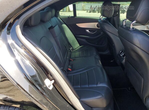 55SWF4JB1JU253460 2018 MERCEDES-BENZ C Black Widok tylnych siedzeń