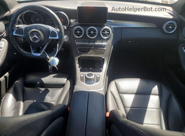 55SWF4JB2HU195885 2017 MERCEDES-BENZ C White Dashboard view