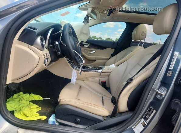 55SWF4JB2HU222244 2017 MERCEDES-BENZ C Серый Вид салона спереди