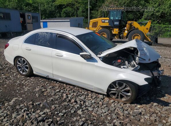 55SWF4JB2HU233681 2017 MERCEDES-BENZ C White Przód prawy