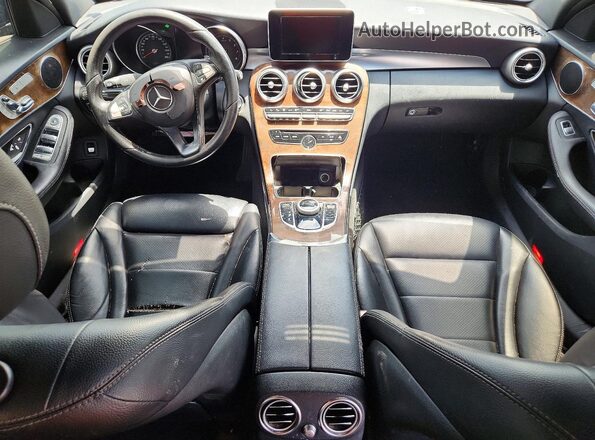 55SWF4JB2JU249482 2018 MERCEDES-BENZ C Black Dashboard view