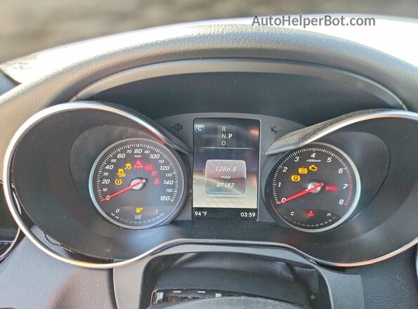 55SWF4JB2JU276181 2018 MERCEDES-BENZ C Black Սարքավորումների վահանակի տեսք