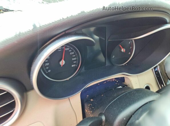 55SWF4JB3GU142093 2016 MERCEDES-BENZ C Red Instrument cluster view