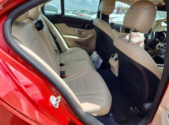 55SWF4JB3GU142093 2016 MERCEDES-BENZ C Red Rear seats view