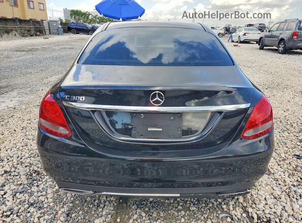 55SWF4JB3HU200026 2017 MERCEDES-BENZ C Black Widok z tyłu
