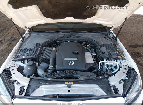 55SWF4JB3HU211608 2017 MERCEDES-BENZ C-CLASS White Հետևի տեսք