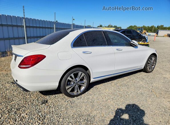 55SWF4JB3HU227680 2017 MERCEDES-BENZ C Белый Задняя правая четверть