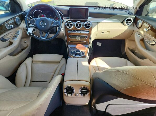 55SWF4JB3HU227680 2017 MERCEDES-BENZ C Белый Вид панели приборов