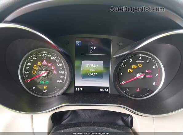 55SWF4JB3JU240306 2018 MERCEDES-BENZ C-CLASS White Հետևի նստատեղերի տեսք