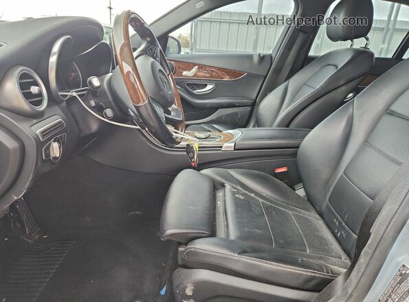 55SWF4JB3JU243822 2018 MERCEDES-BENZ C Blue Front interior view