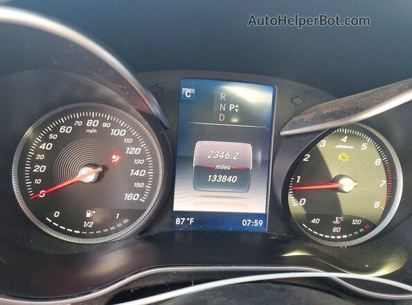 55SWF4JB4GU098735 2016 MERCEDES-BENZ C Red Widok zestawu wskaźników