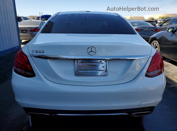 55SWF4JB4GU161719 2016 MERCEDES-BENZ C White Հետևի տեսք