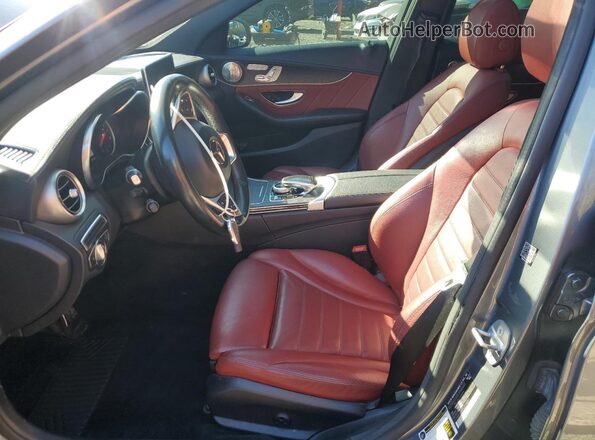 55SWF4JB4HU233861 2017 MERCEDES-BENZ C Серый Вид салона спереди