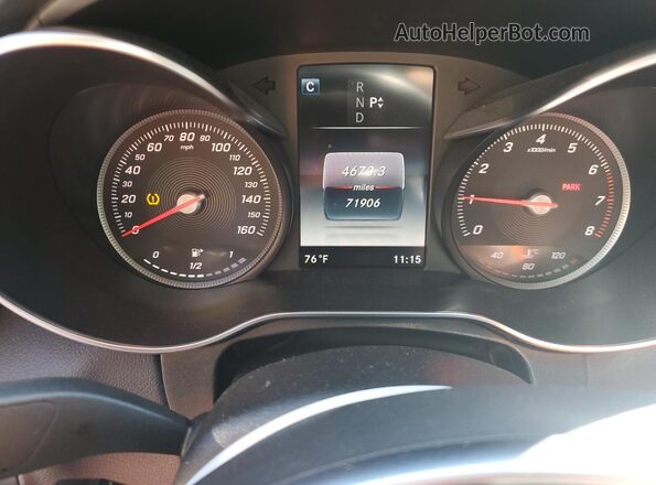 55SWF4JB4HU233861 2017 MERCEDES-BENZ C Серый Вид щитка приборов