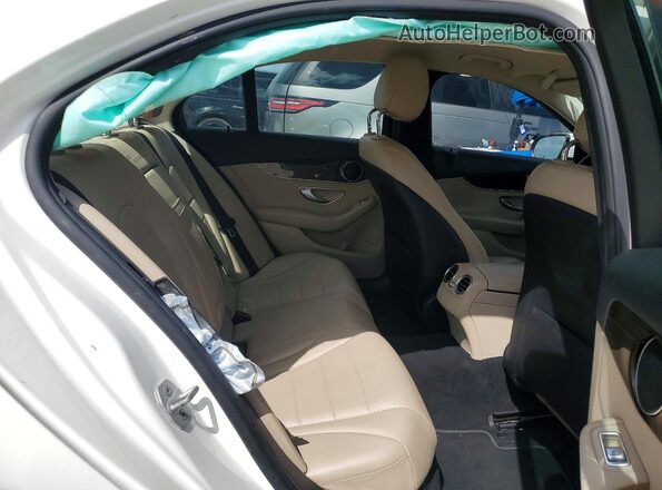 55SWF4JB5GU146212 2016 MERCEDES-BENZ C White Widok tylnych siedzeń