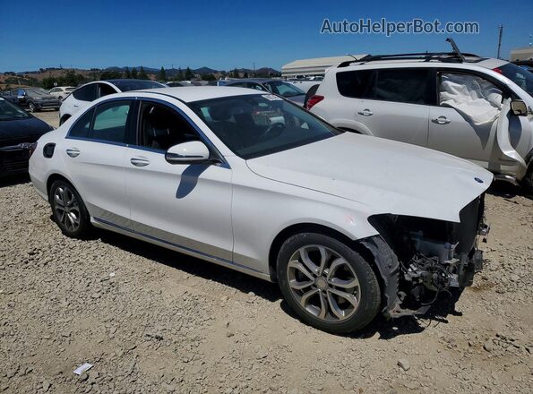 55SWF4JB5GU176889 2016 MERCEDES-BENZ C White Przód prawy