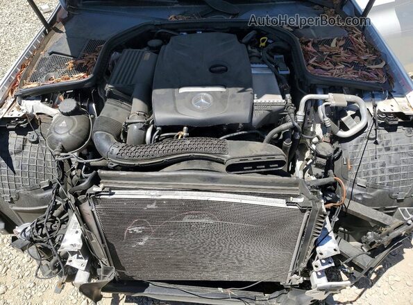 55SWF4JB5GU176889 2016 MERCEDES-BENZ C White Widok wnętrza z tyłu