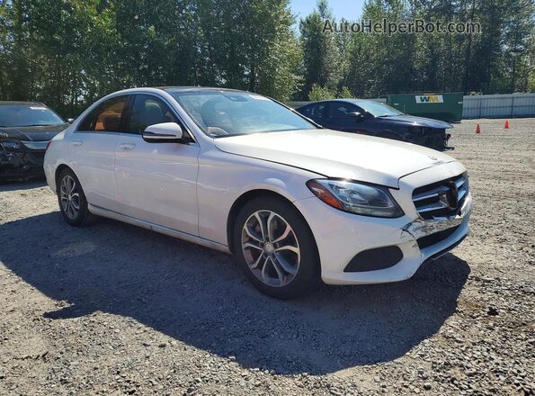 55SWF4JB5HU199297 2017 MERCEDES-BENZ C White Przód prawy