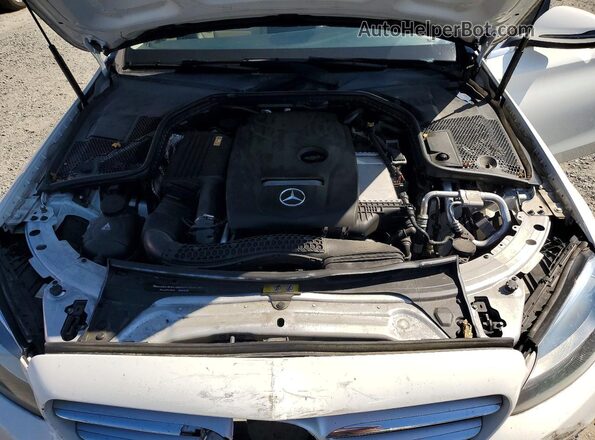 55SWF4JB5HU199297 2017 MERCEDES-BENZ C White Widok wnętrza z tyłu