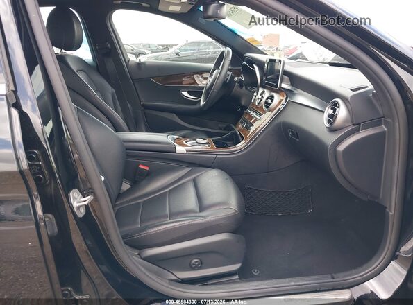 55SWF4JB5JU261156 2018 MERCEDES-BENZ C-CLASS Black წინა სალონის ხედი
