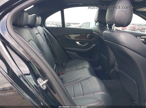 55SWF4JB5JU261156 2018 MERCEDES-BENZ C-CLASS Black VIN კოდის სტიკერის ხედი