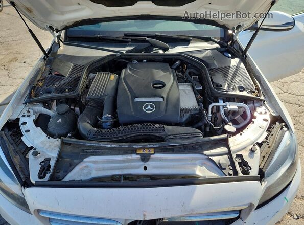 55SWF4JB5JU279186 2018 MERCEDES-BENZ C White Rear interior view
