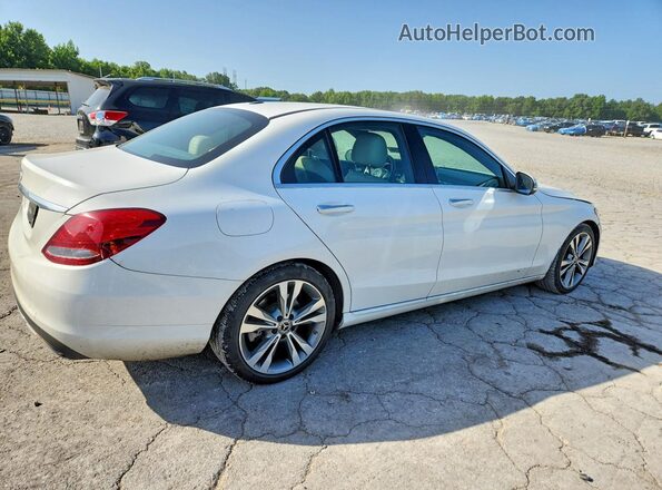 55SWF4JB5JU279186 2018 MERCEDES-BENZ C White Rear right