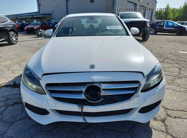 55SWF4JB5JU279186 2018 MERCEDES-BENZ C White Front view