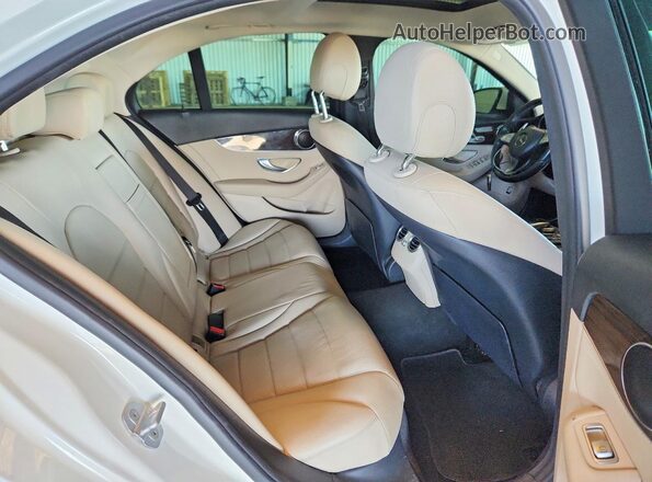 55SWF4JB6GU106365 2016 MERCEDES-BENZ C White Rear seats view