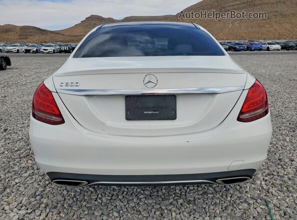 55SWF4JB6GU128947 2016 MERCEDES-BENZ C White Widok z tyłu