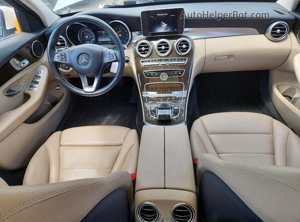 55SWF4JB6GU157526 2016 MERCEDES-BENZ C White Dashboard view