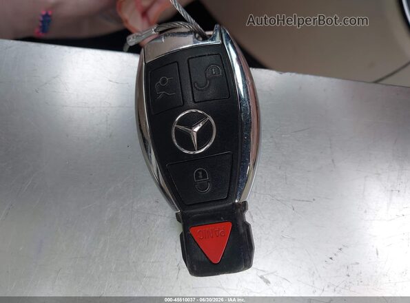 55SWF4JB6GU158224 2016 MERCEDES-BENZ C-CLASS White Vista del salpicadero