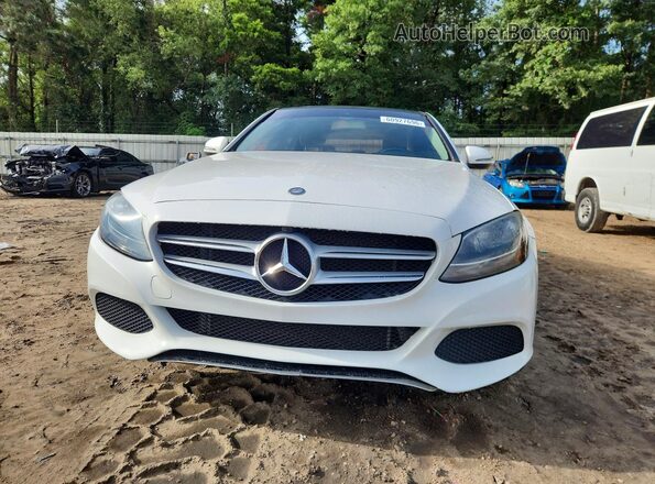55SWF4JB6HU222439 2017 MERCEDES-BENZ C Белый Вид спереди